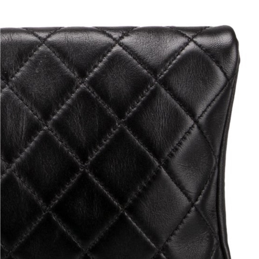 CHANEL Grip Clutch - Picture 8 of 9